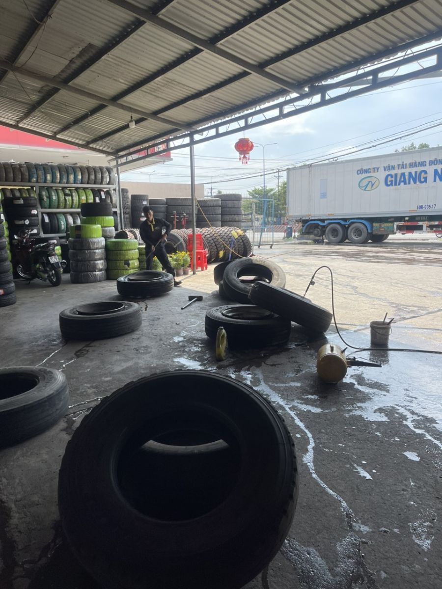 Lốp xe Bình Dương - Và an toan giao thông năm 2024